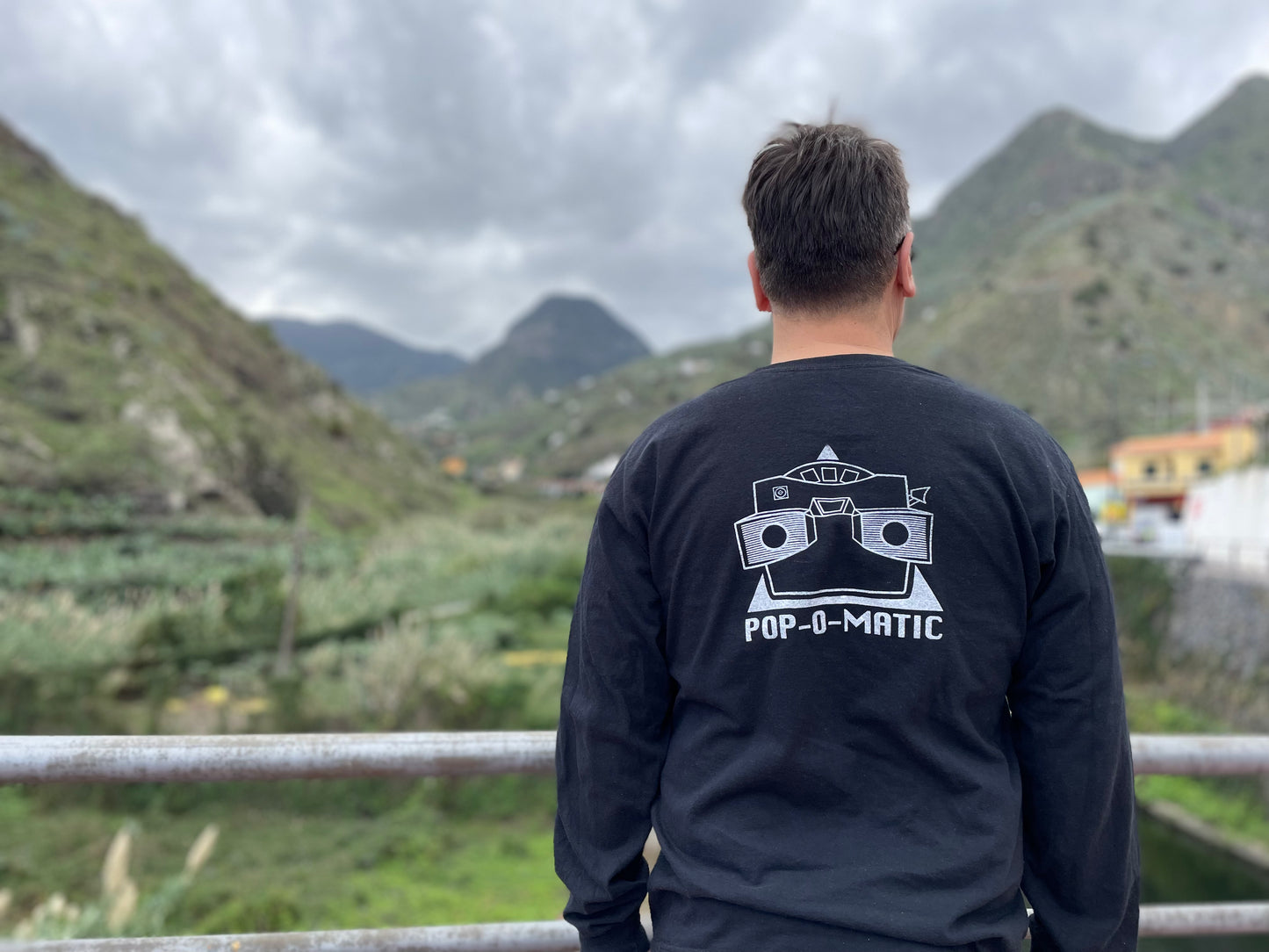 Viewmaster Longsleeve t-shirt Black